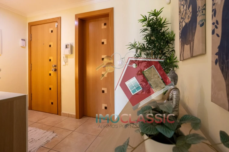 Apartamento T2 para Venda em Pinhal Novo Foto 2