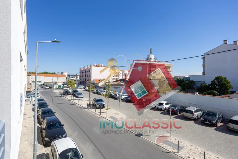 Apartamento T2 para Venda em Pinhal Novo Foto 36