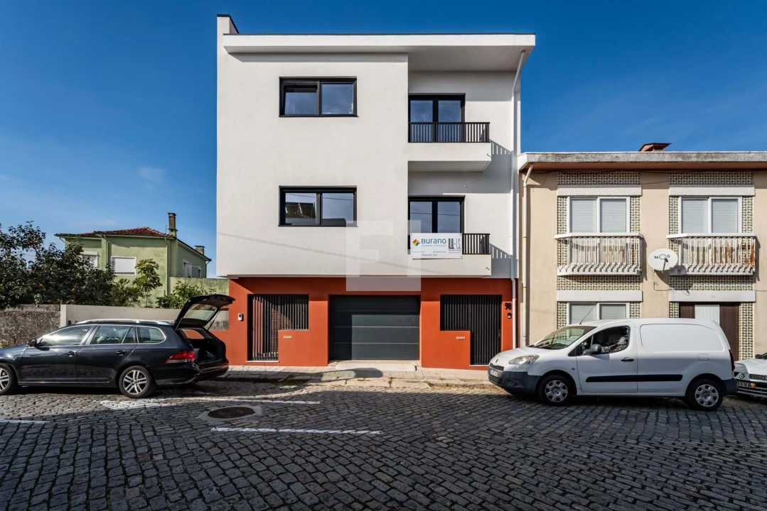 Moradia T3 para Venda em Campanhã Foto 2