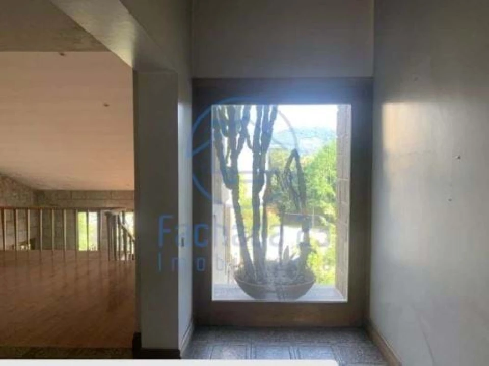 Moradia T4 para Venda em Azurem Foto 14