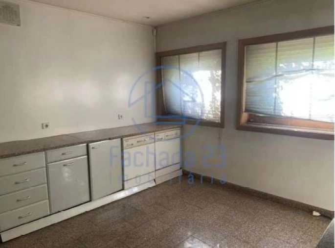 Moradia T4 para Venda em Azurem Foto 2