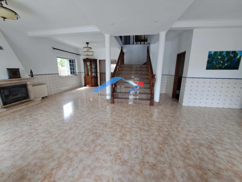 Moradia T4 para Venda em Fernao Ferro Foto 7