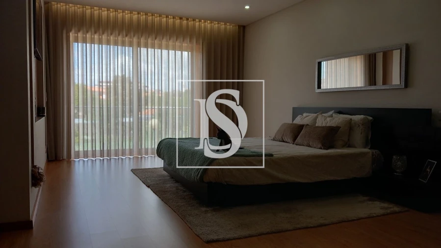 Moradia T3 para Venda em Nogueira da Regedoura Foto 9