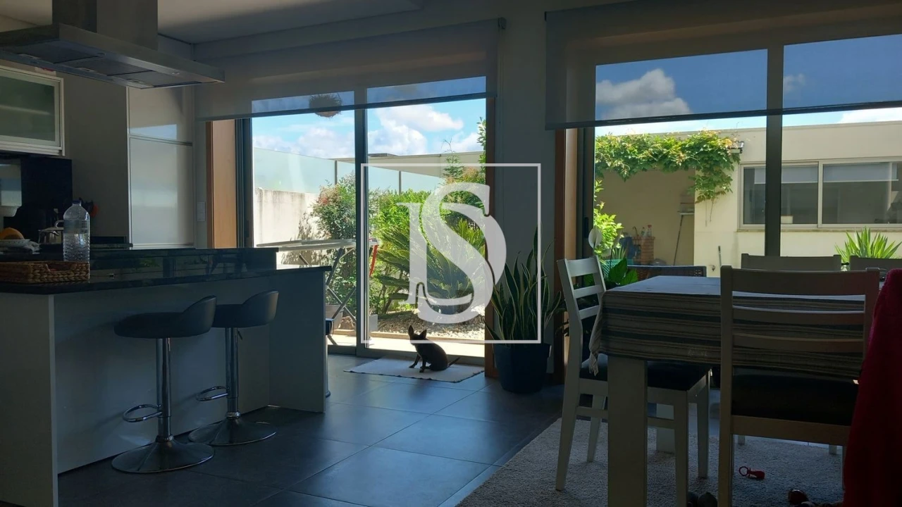 Moradia T3 para Venda em Nogueira da Regedoura Foto 10