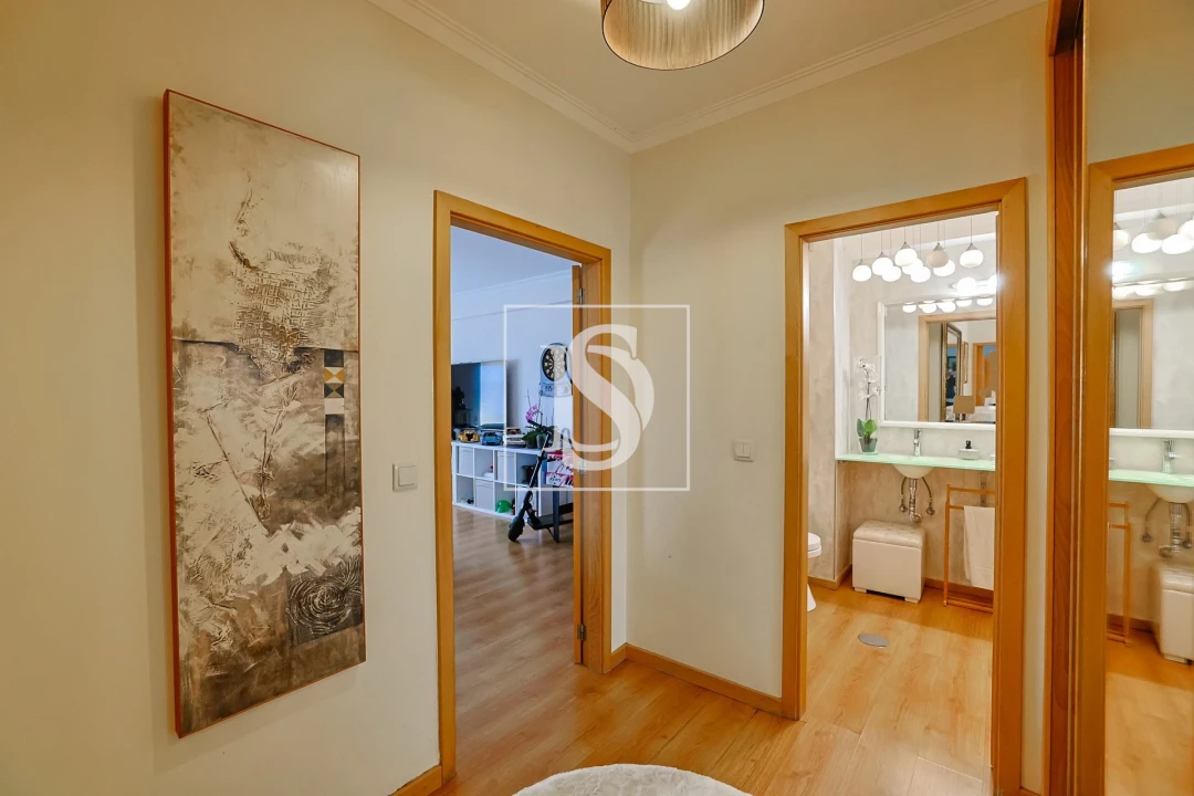 Apartamento T3 para Venda em Arcozelo Foto 9