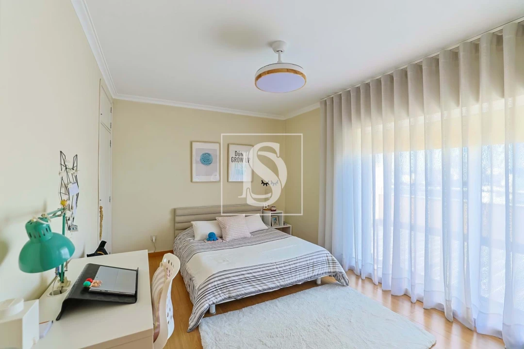 Apartamento T3 para Venda em Arcozelo Foto 27