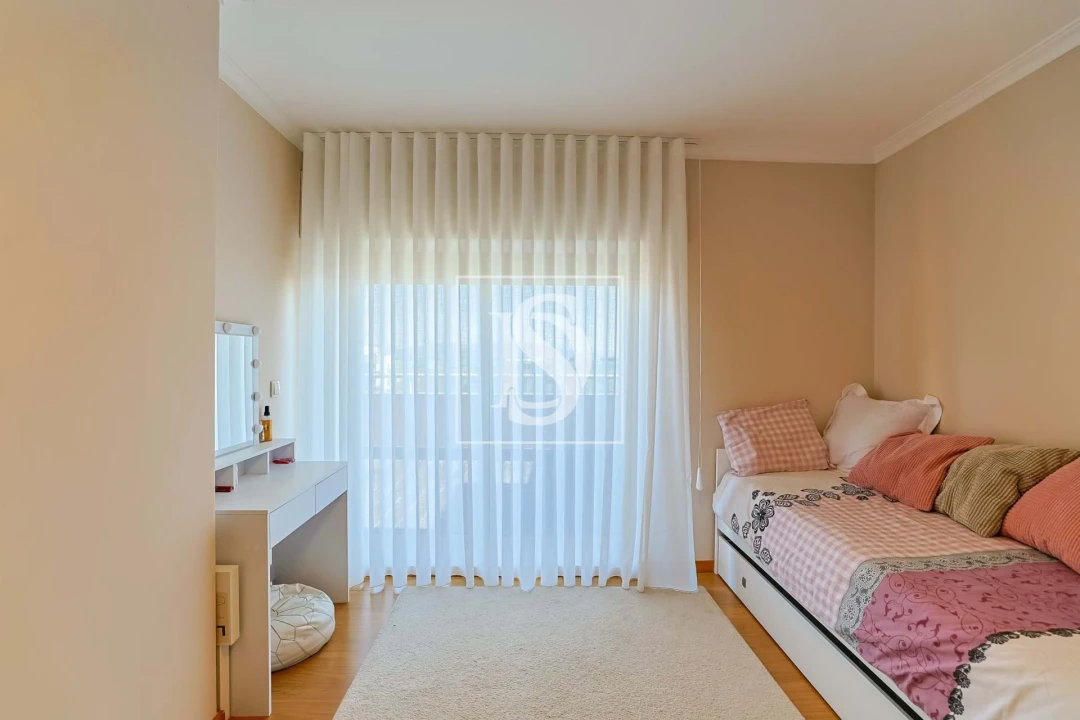 Apartamento T3 para Venda em Arcozelo Foto 21