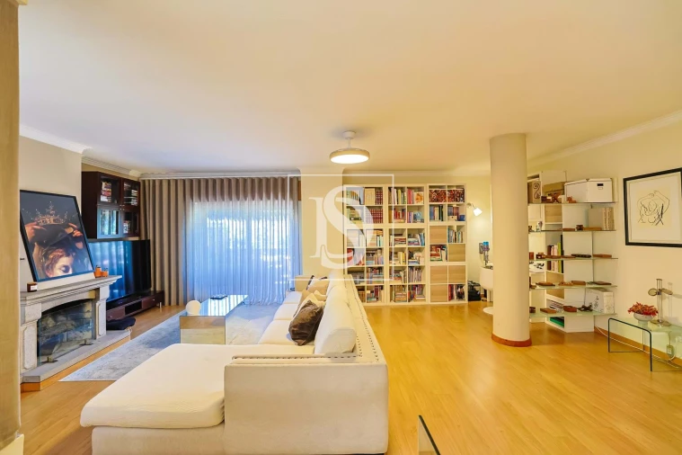 Apartamento T3 para Venda em Arcozelo Foto 17