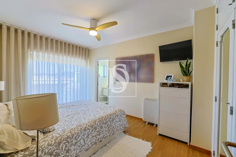Apartamento T3 para Venda em Arcozelo Foto 34