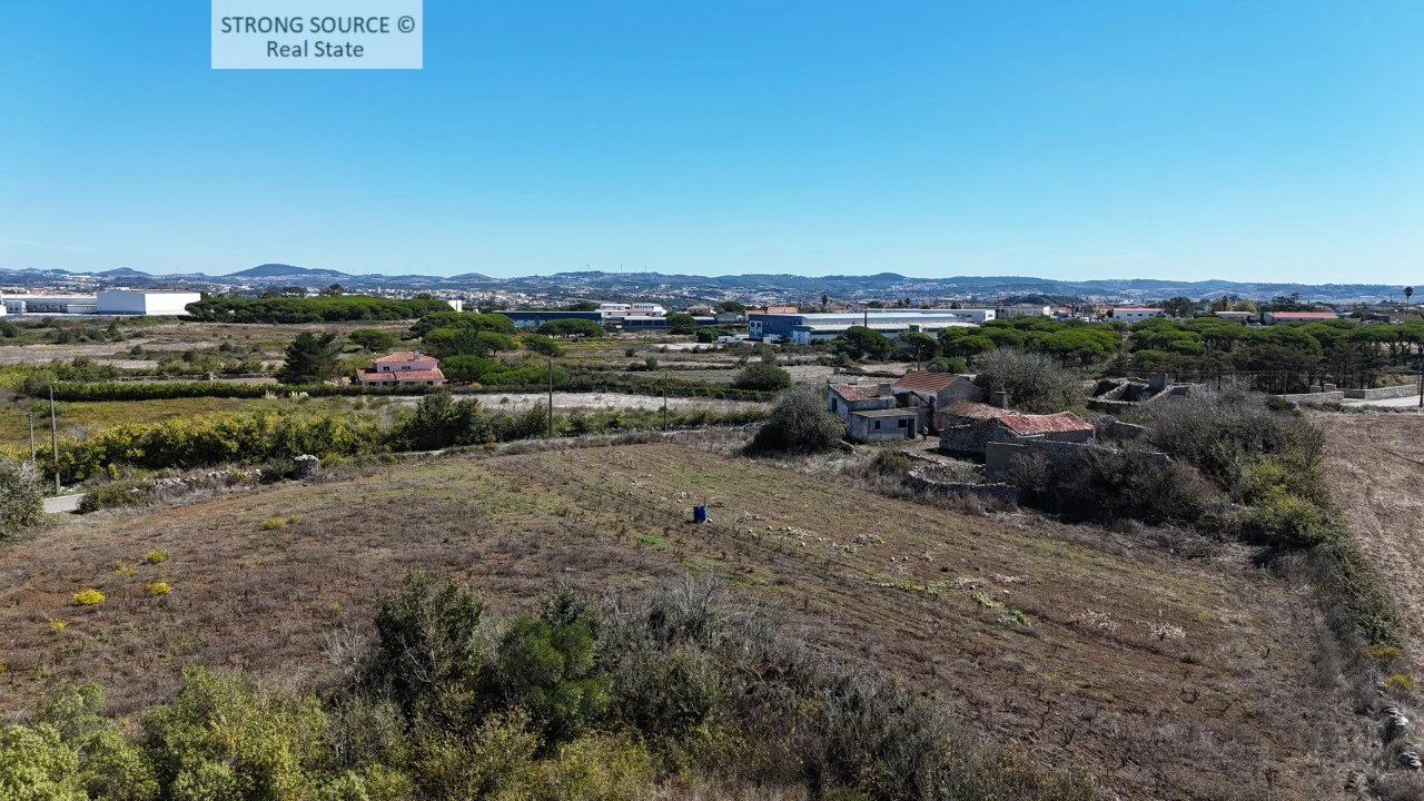 Moradia T4 para Venda em São João das Lampas e Terrugem Foto 8
