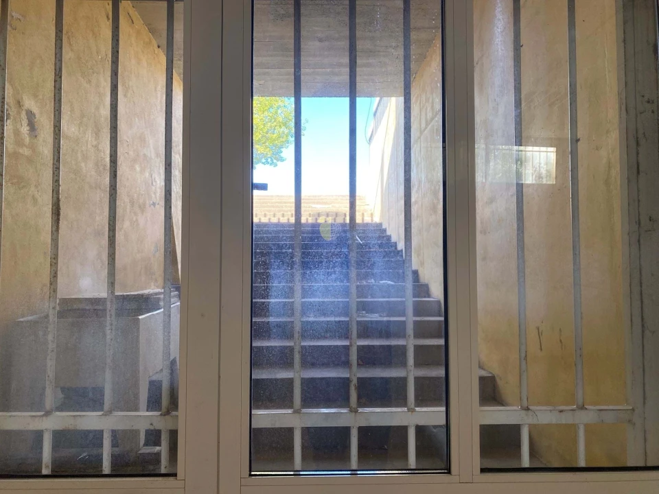 Armazém para Arrendamento em Meirinhas Foto 15