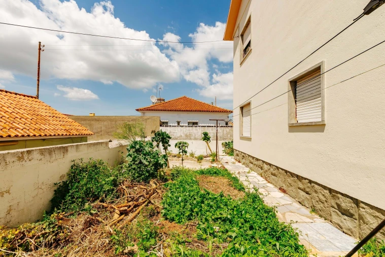Moradia T6 para Venda em São Domingos de Rana Foto 4