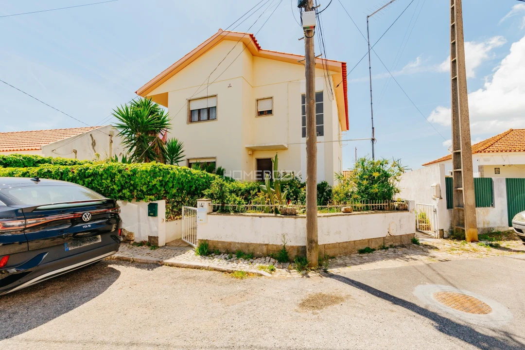 Moradia T6 para Venda em São Domingos de Rana Foto 37