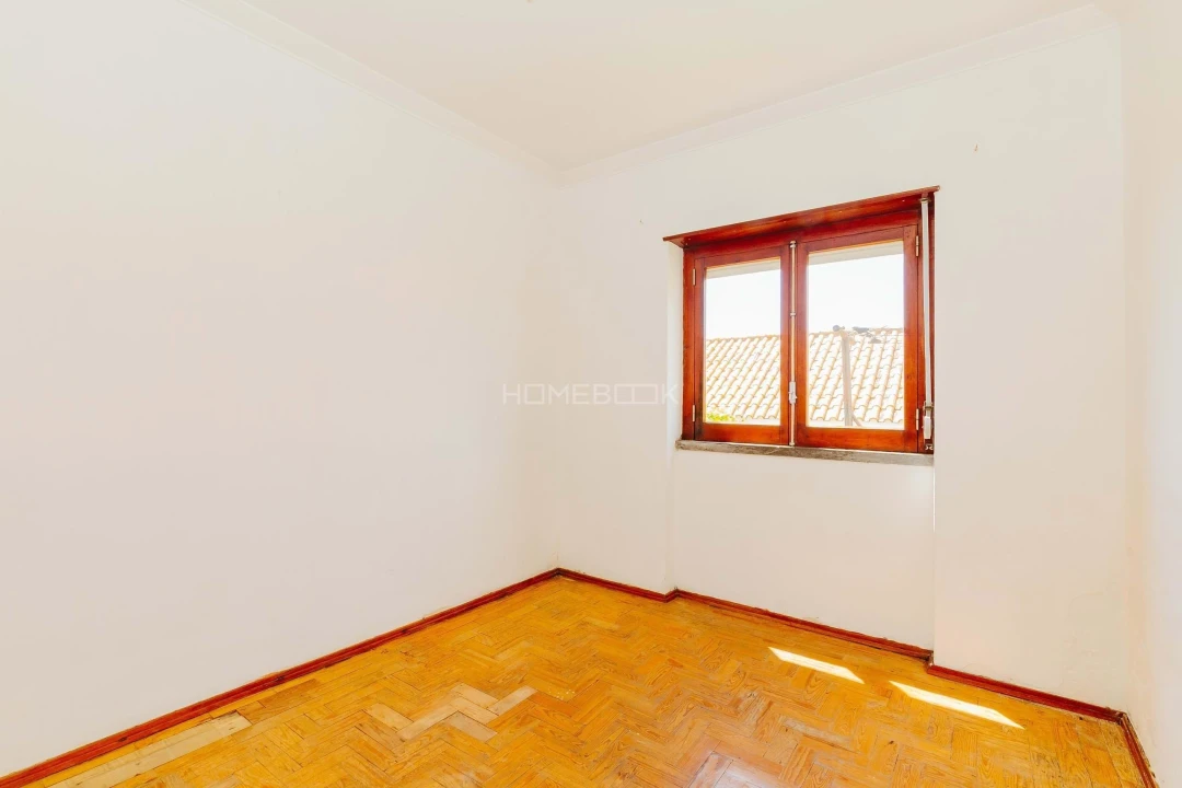 Moradia T6 para Venda em São Domingos de Rana Foto 22