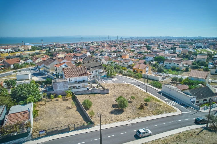 Terreno para Venda em Santa Iria de Azoia, São João da Talha e Bobadela Foto 23