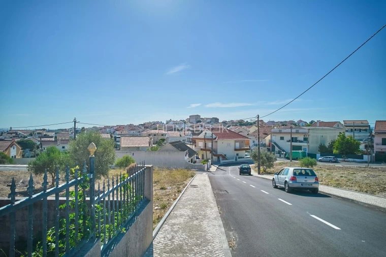 Terreno para Venda em Santa Iria de Azoia, São João da Talha e Bobadela Foto 13