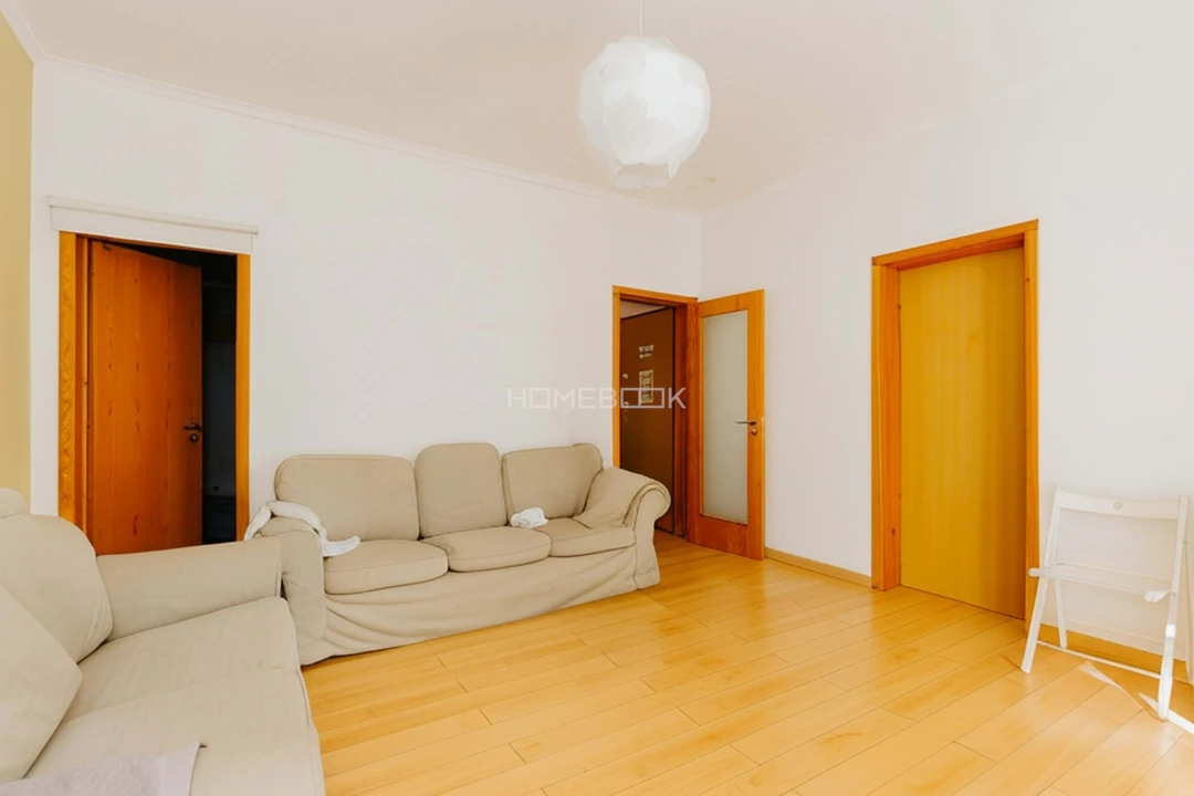Apartamento T4 para Venda em Arroios Foto 2