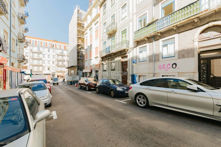 Apartamento T4 para Venda em Arroios Foto 16