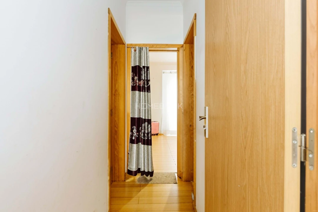 Apartamento T4 para Venda em Arroios Foto 9