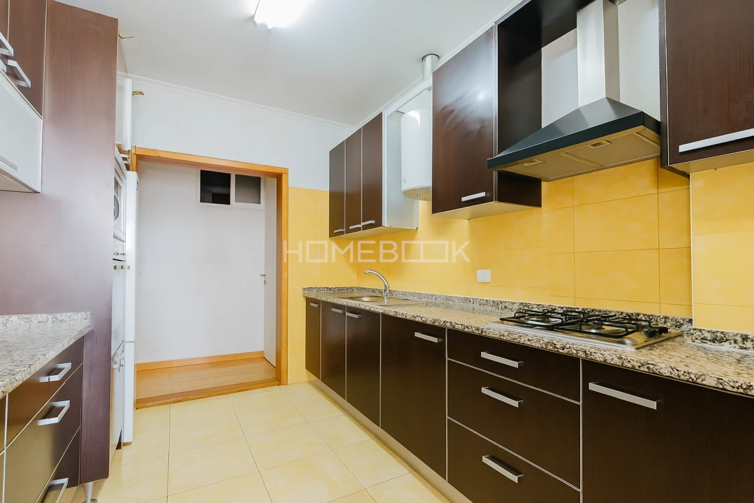 Apartamento T4 para Venda em Arroios Foto 4