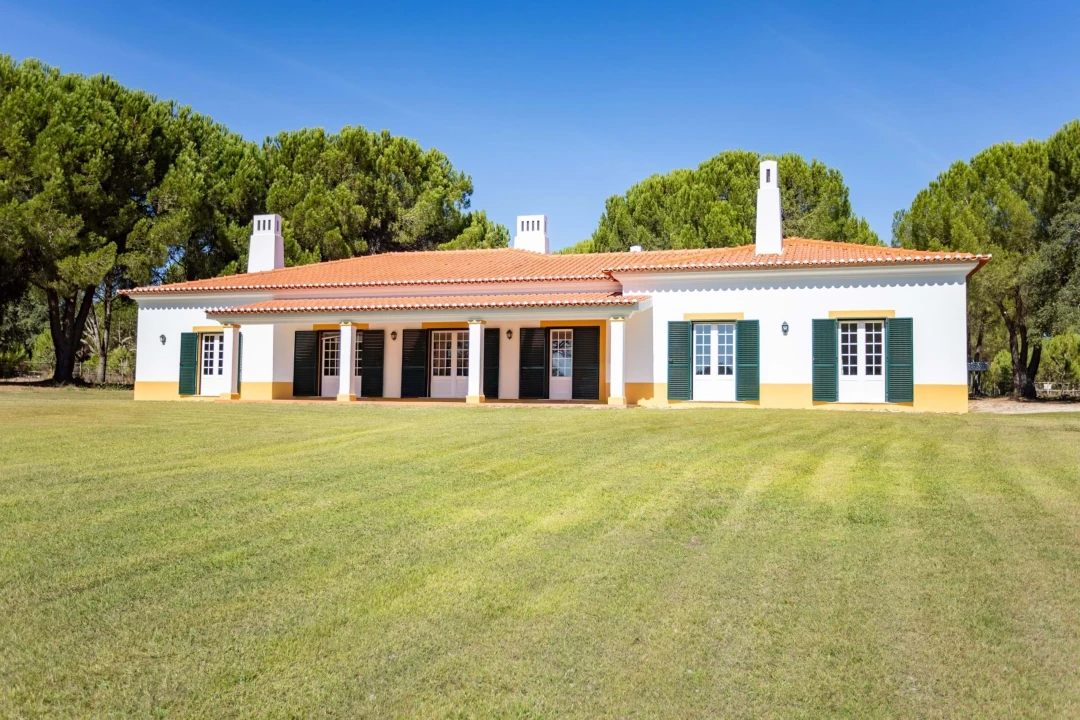 Moradia T4 para Venda em Santo Estêvão Foto 48