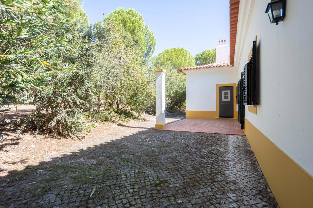 Moradia T4 para Venda em Santo Estêvão Foto 42