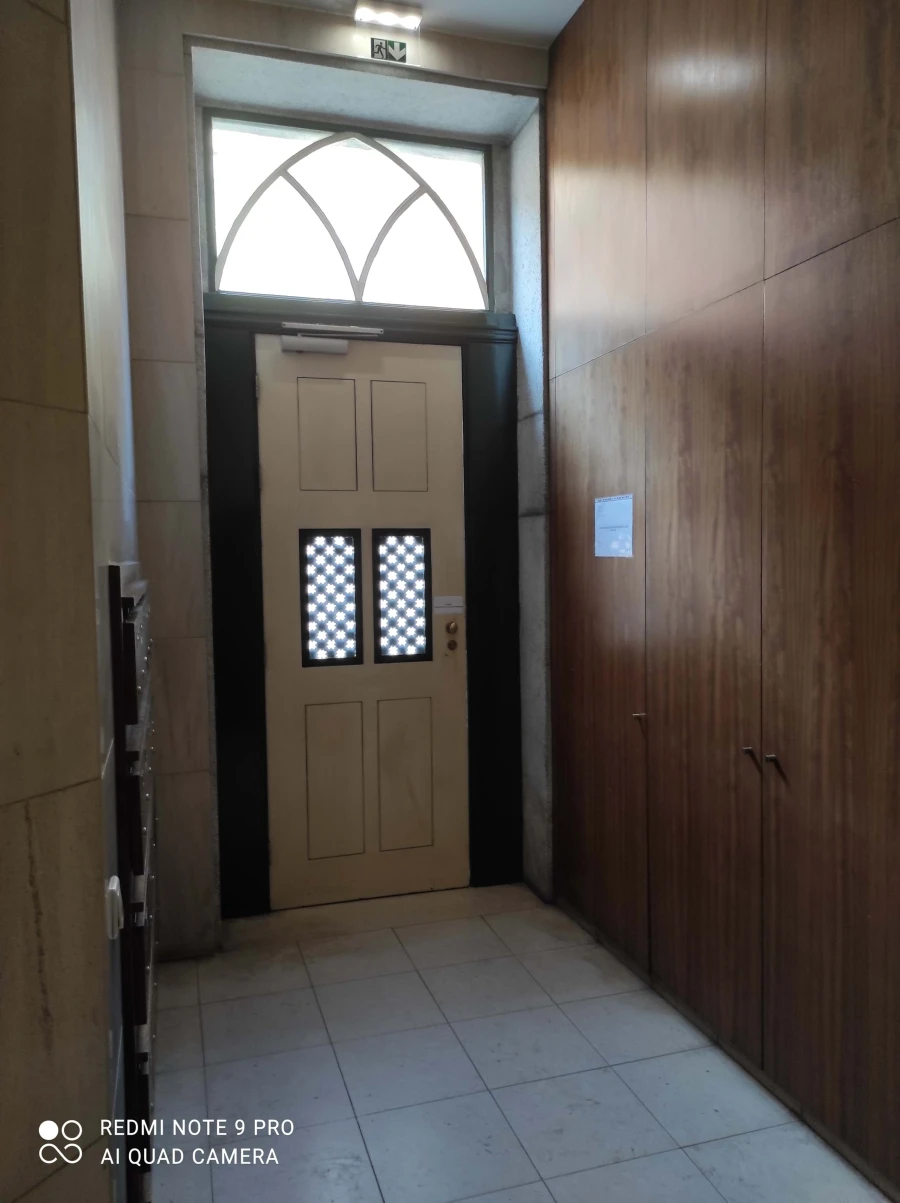 Apartamento T1 para Venda em Cedofeita, Santo Ildefonso, Sé, Miragaia, São Nicolau e Vitória Foto 2