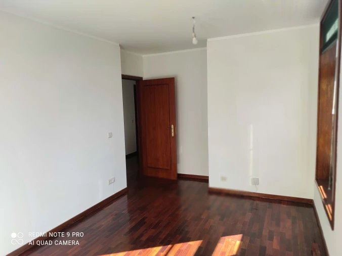 Apartamento T1 para Venda em Cedofeita, Santo Ildefonso, Sé, Miragaia, São Nicolau e Vitória Foto 5