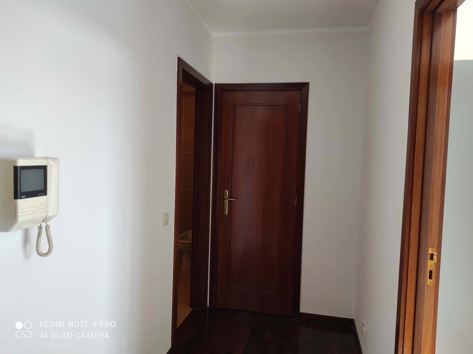 Apartamento T1 para Venda em Cedofeita, Santo Ildefonso, Sé, Miragaia, São Nicolau e Vitória Foto 3