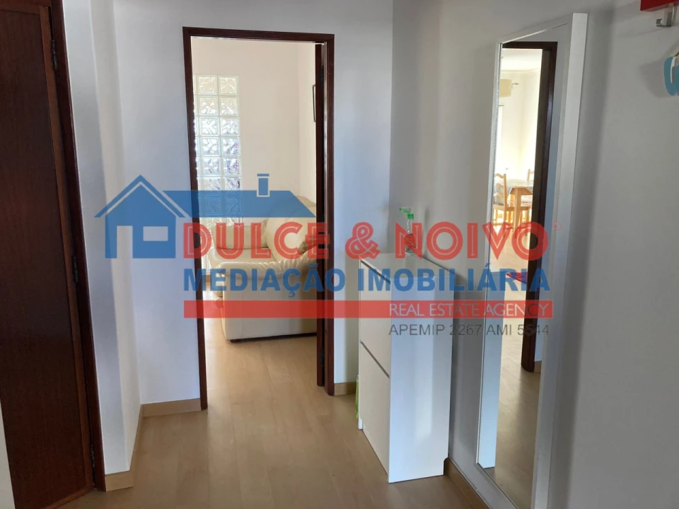 Apartamento T1 para Arrendamento em Ferrel Foto 7