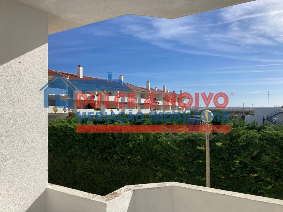 Apartamento T1 para Arrendamento em Ferrel Foto 9