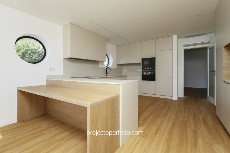 Moradia T4 para Venda em Gulpilhares e Valadares Foto 6