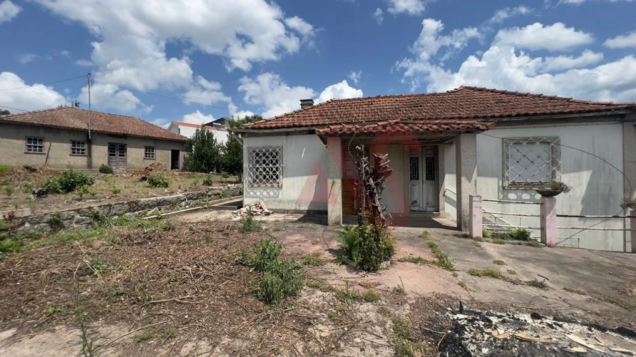 Moradia T12 para Venda em Nespereira Foto 25