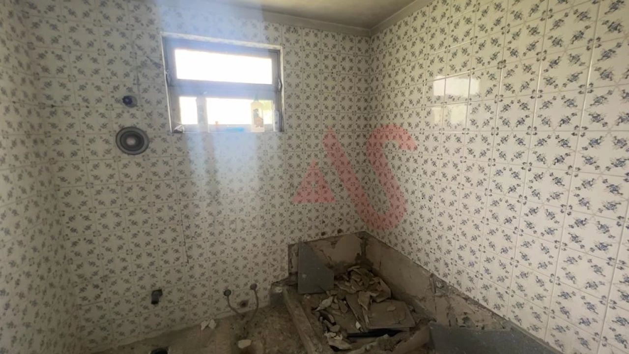 Moradia T12 para Venda em Nespereira Foto 7