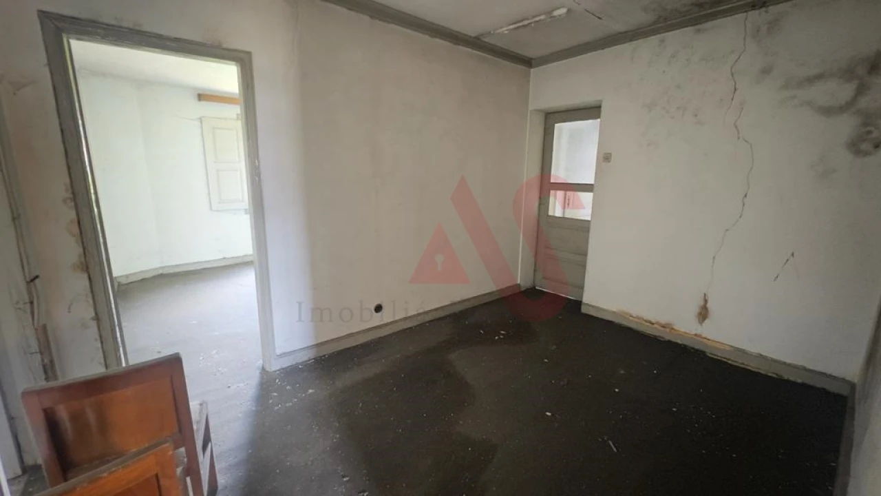 Moradia T12 para Venda em Nespereira Foto 15