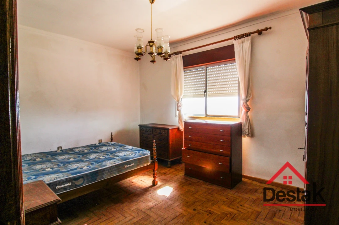 Moradia T4 para Arrendamento em Sul Foto 21