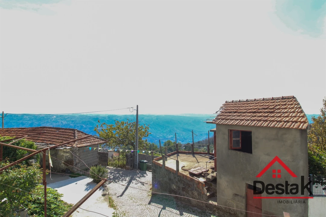 Moradia T4 para Arrendamento em Sul Foto 8