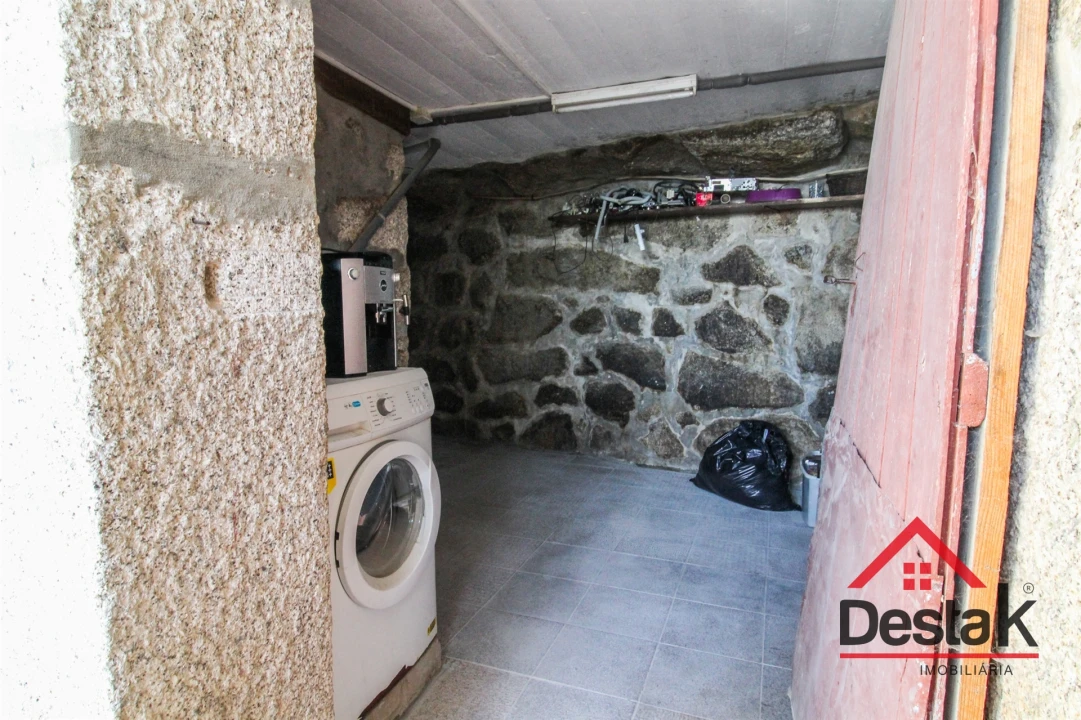 Moradia T4 para Arrendamento em Sul Foto 4