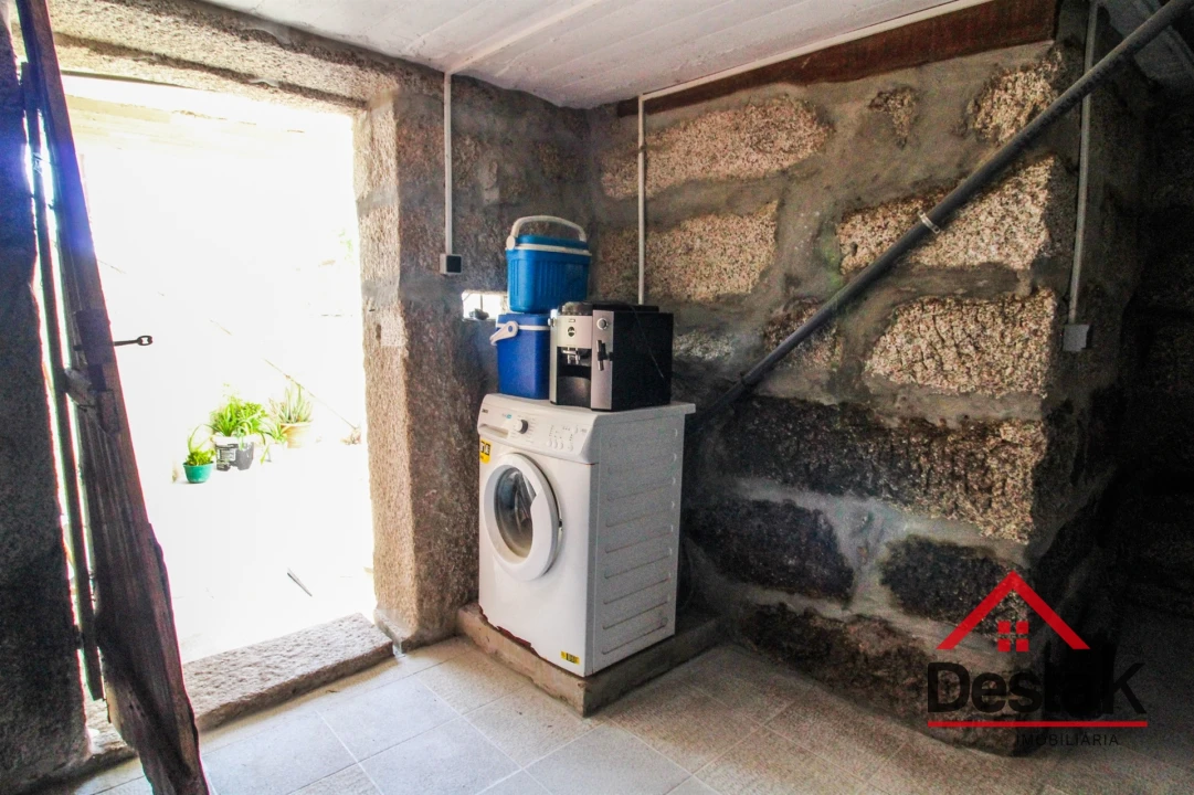 Moradia T4 para Arrendamento em Sul Foto 3