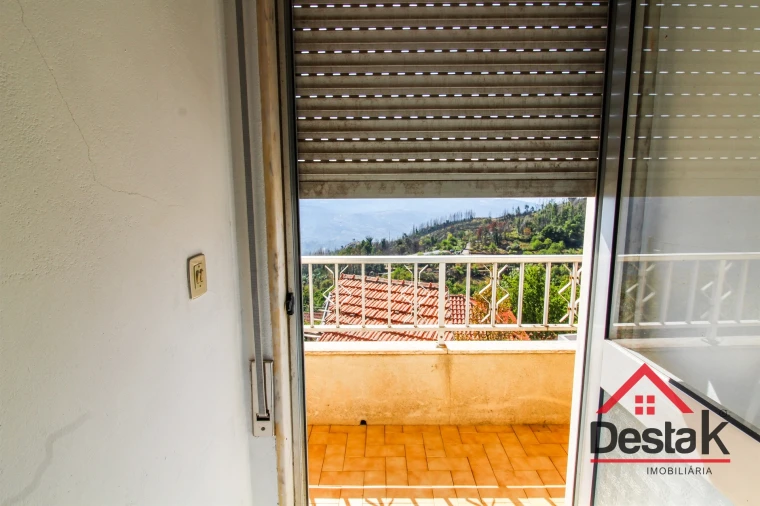 Moradia T4 para Arrendamento em Sul Foto 24