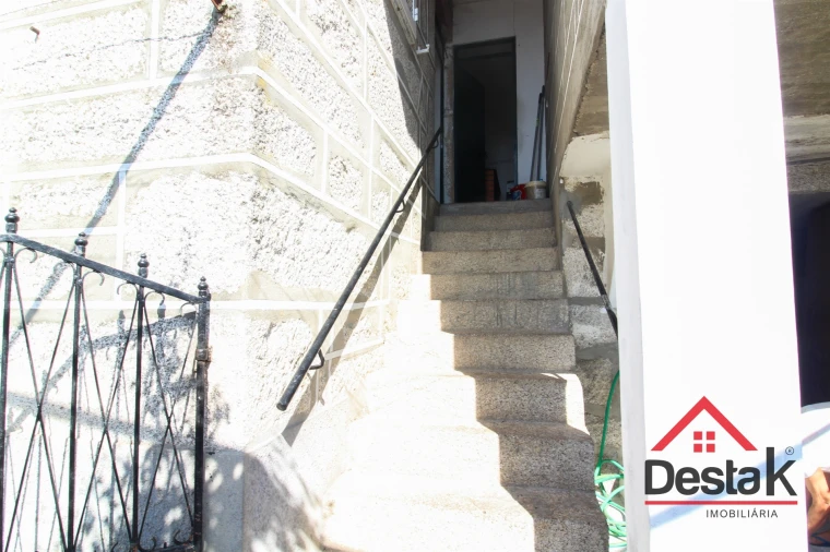 Moradia T4 para Arrendamento em Sul Foto 6