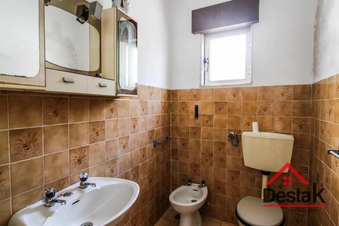 Moradia T4 para Arrendamento em Sul Foto 31