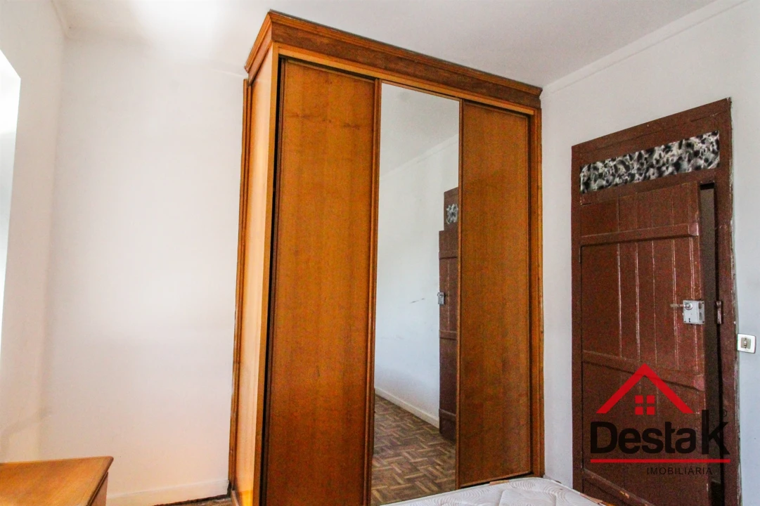 Moradia T4 para Arrendamento em Sul Foto 18