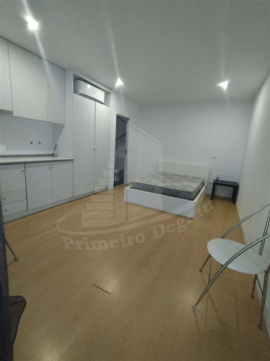 Moradia T6 para Venda em Pico Foto 38