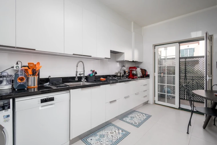 Apartamento T2 para Venda em Santa Maria e São Miguel, São Martinho, São Pedro Penaferrim Foto 17