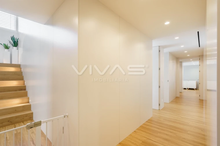 Moradia T4 para Venda em Lanhas Foto 22