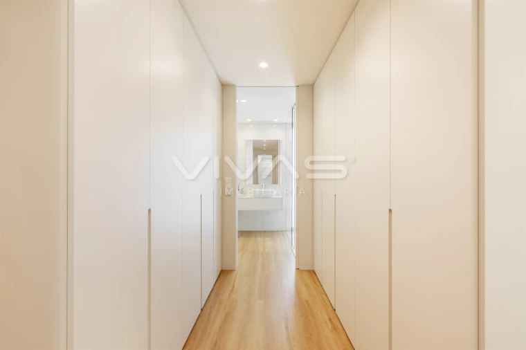 Moradia T4 para Venda em Lanhas Foto 27