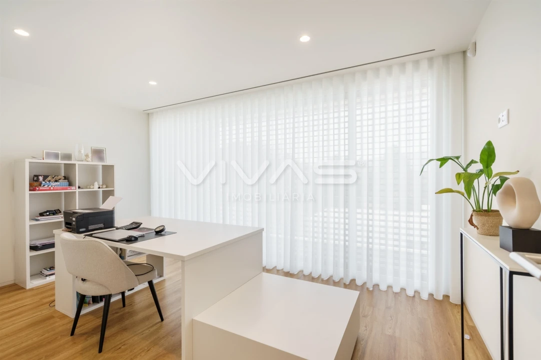 Moradia T4 para Venda em Lanhas Foto 33