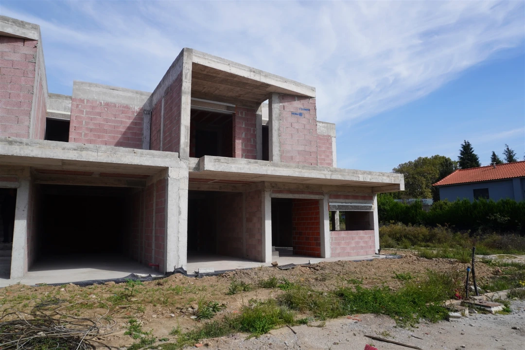 Moradia T3 para Venda em Antas e Abade de Vermoim Foto 5