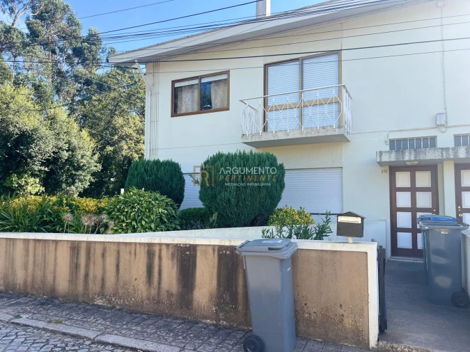 Moradia T3 para Venda em Castêlo da Maia Foto 31